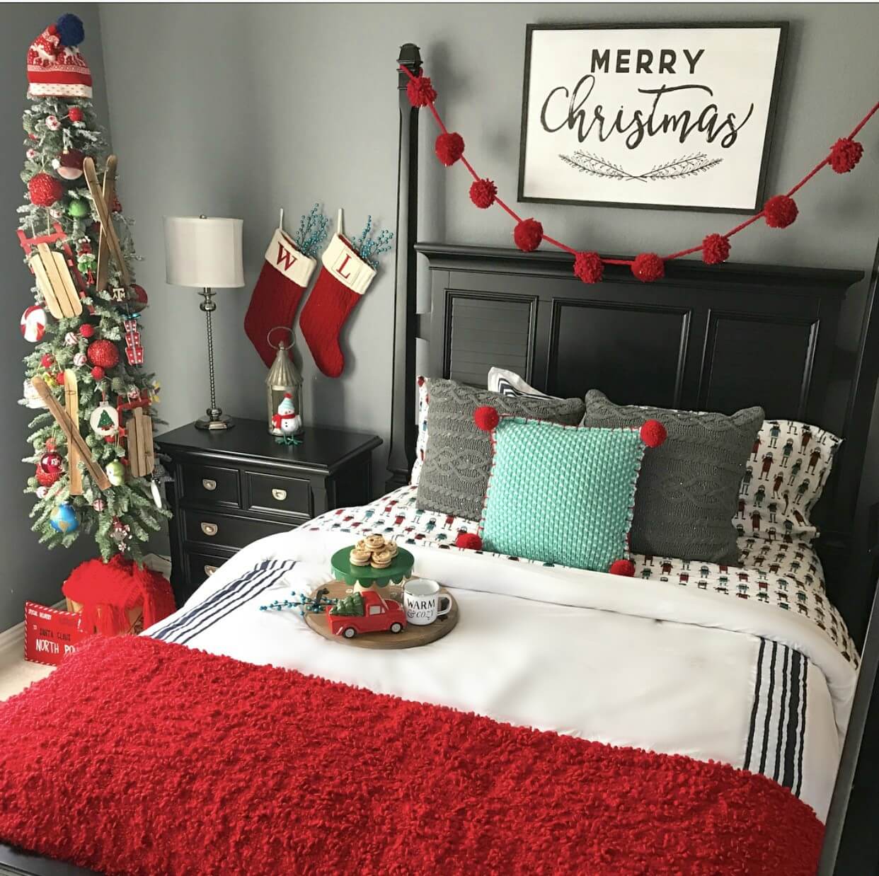 20+ Modern Christmas Bedroom Decoration ideas - 7 Christmas BeDroom Decoration