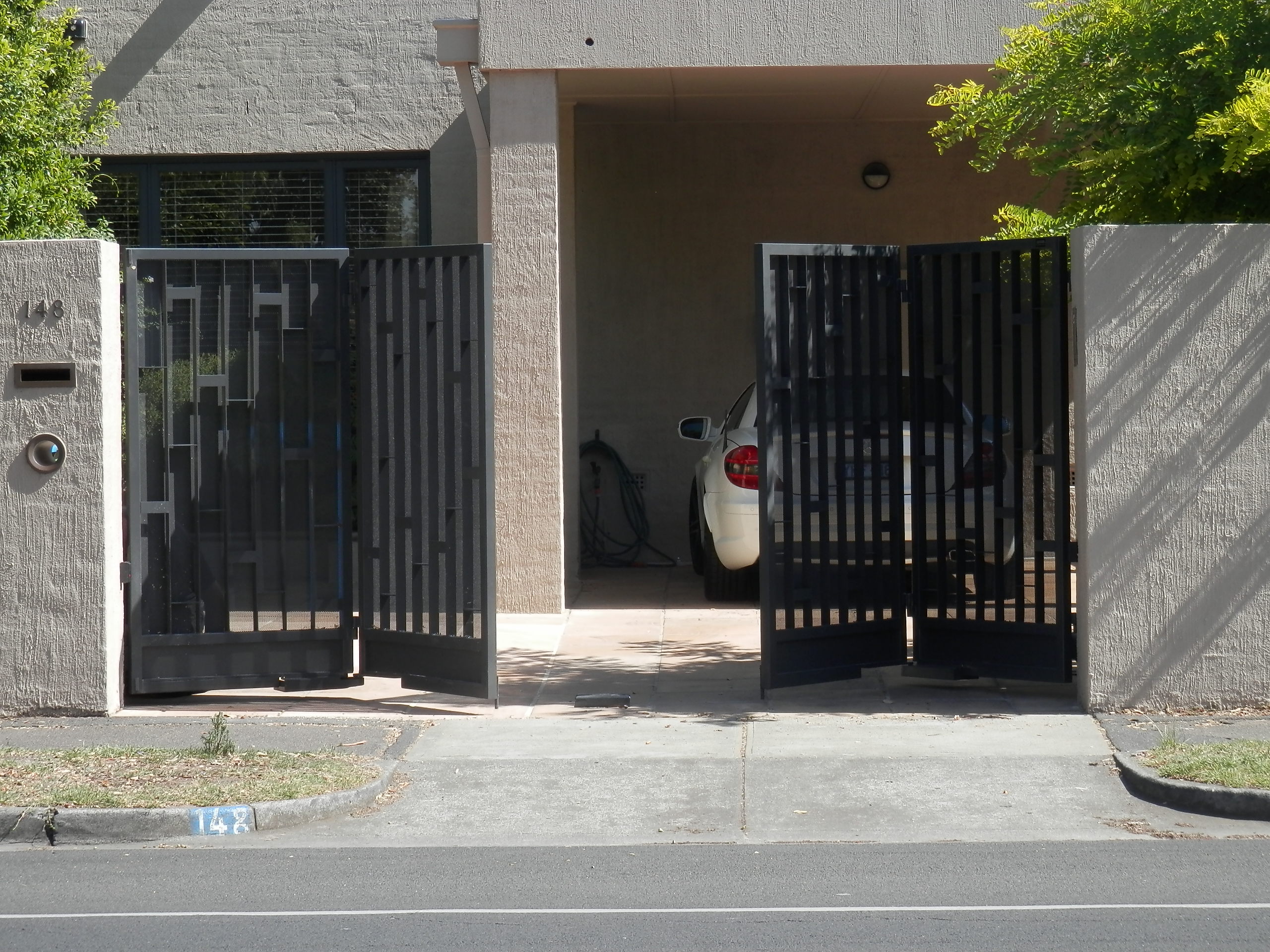 Modern House Gate Design Philippines : Steel and Wood Gate