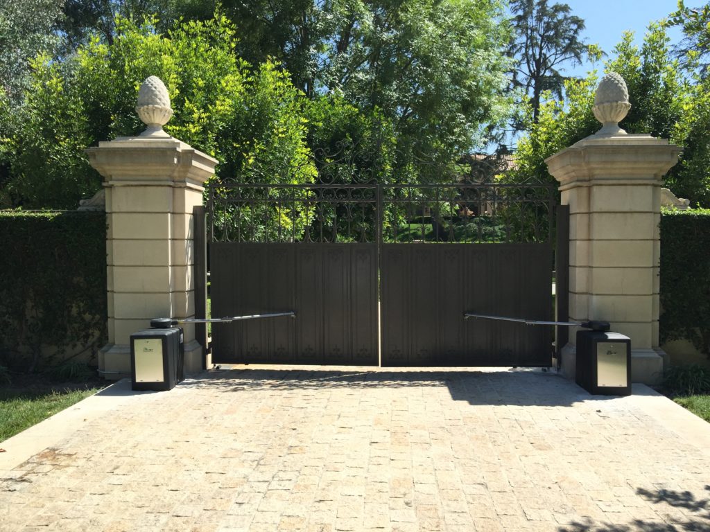 Front Gate Design Ideas