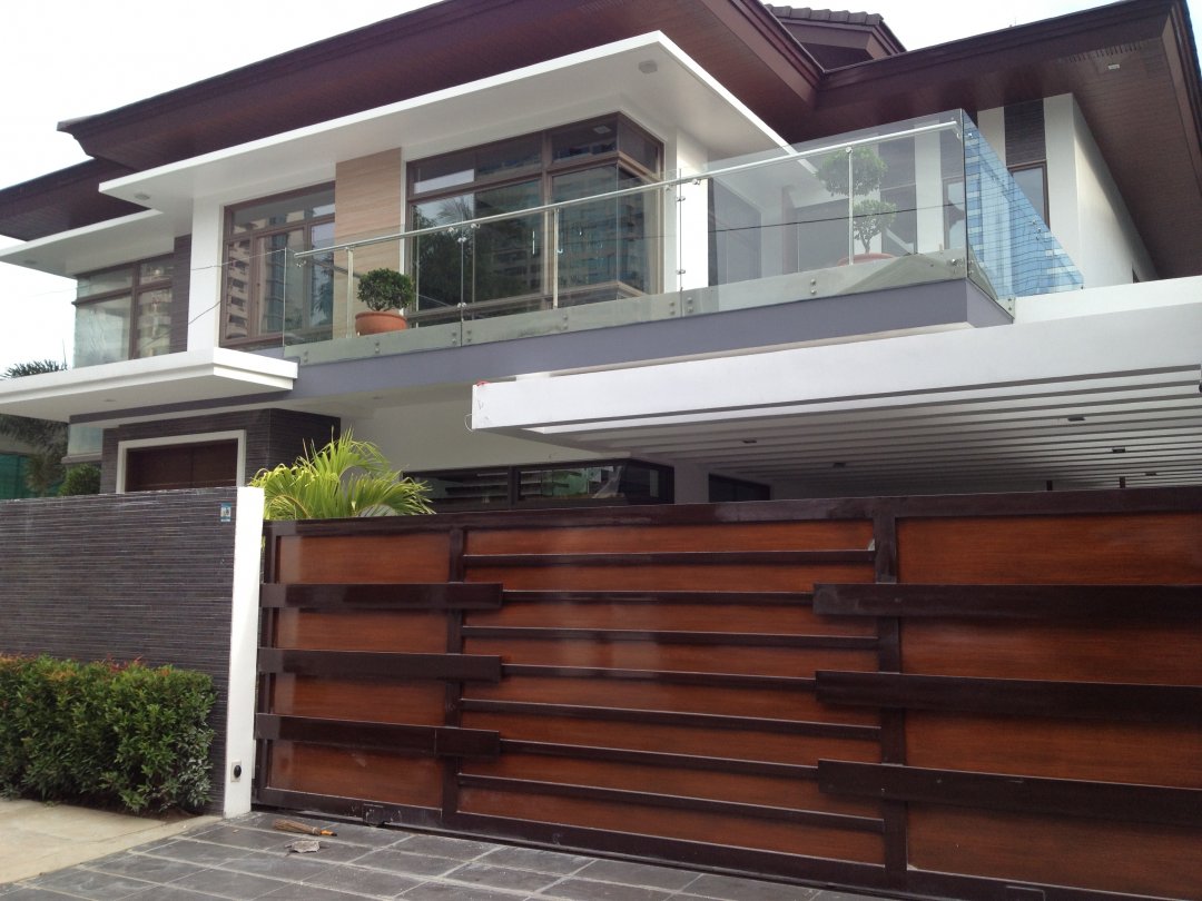 Stunning Front Gate Design Ideas For Small House 35-home-front-gate-design-images-images