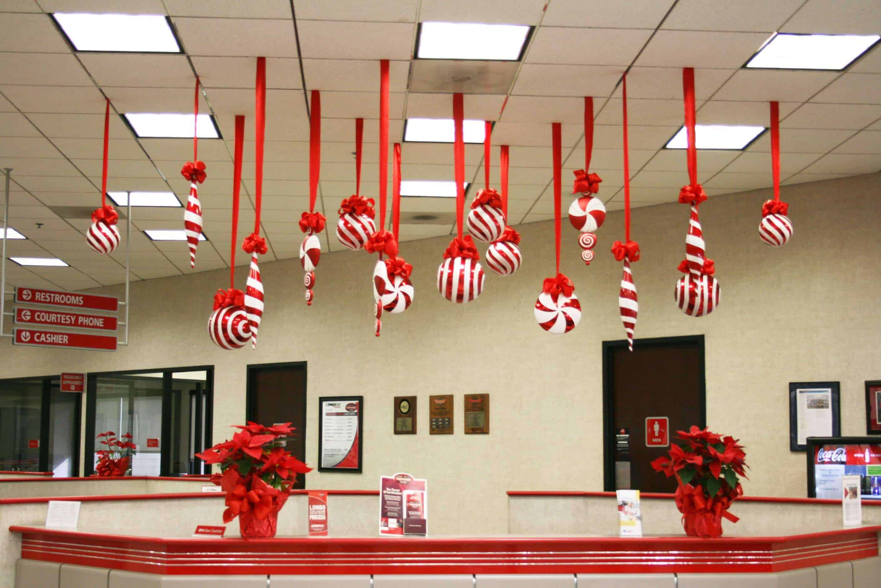 Office Decoration Ideas for Christmas