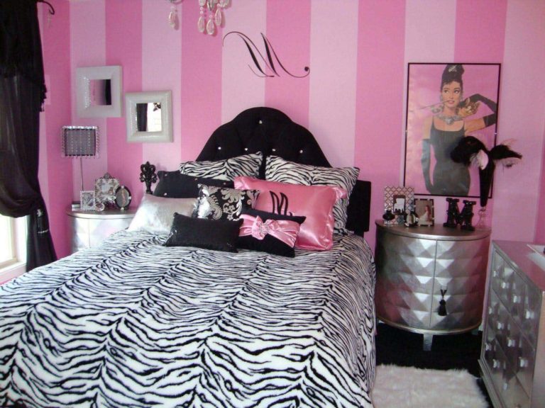 Enchanting Teenage Zebra Bedroom Design Ideas