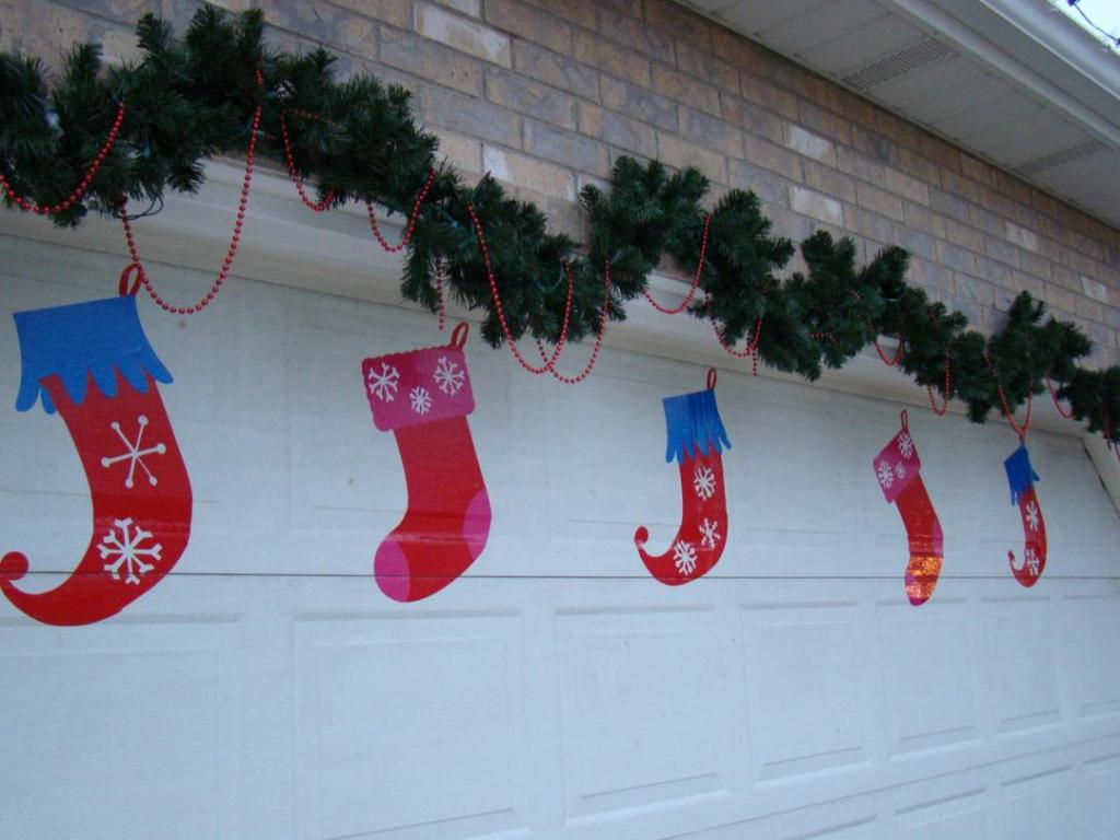 Door Decoration Ideas for Christmas