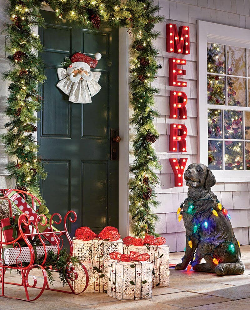 Attractive Front Porch Christmas Decoration Ideas
