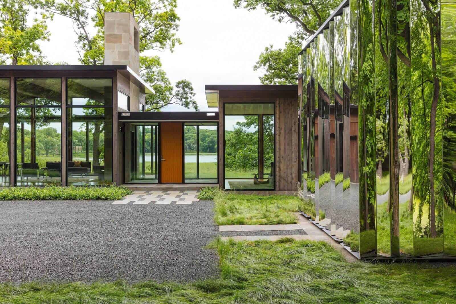 Beautiful Glass House Architecture