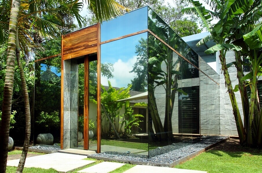 Beautiful Glass House Architecture