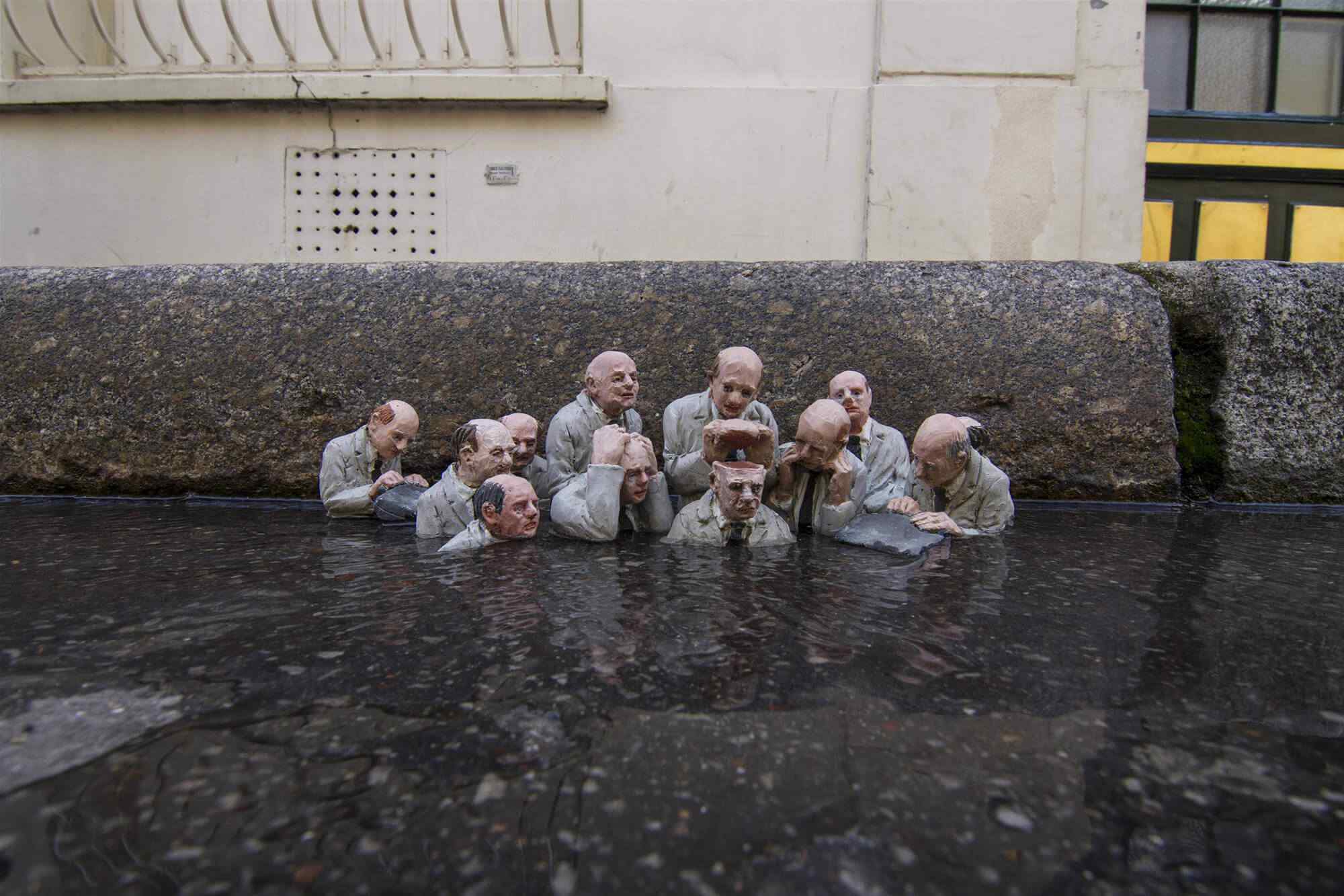 Electoral Campaign by Isaac Cordal