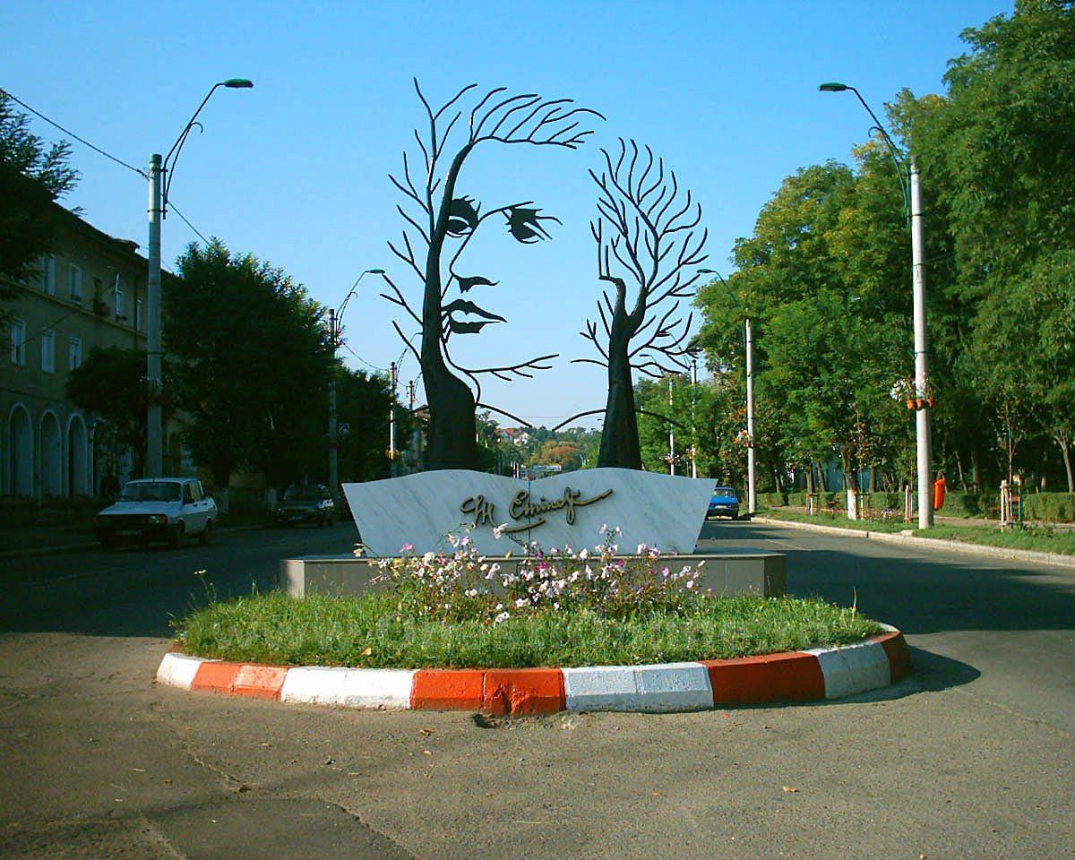 Monument to Mihai Eminescu