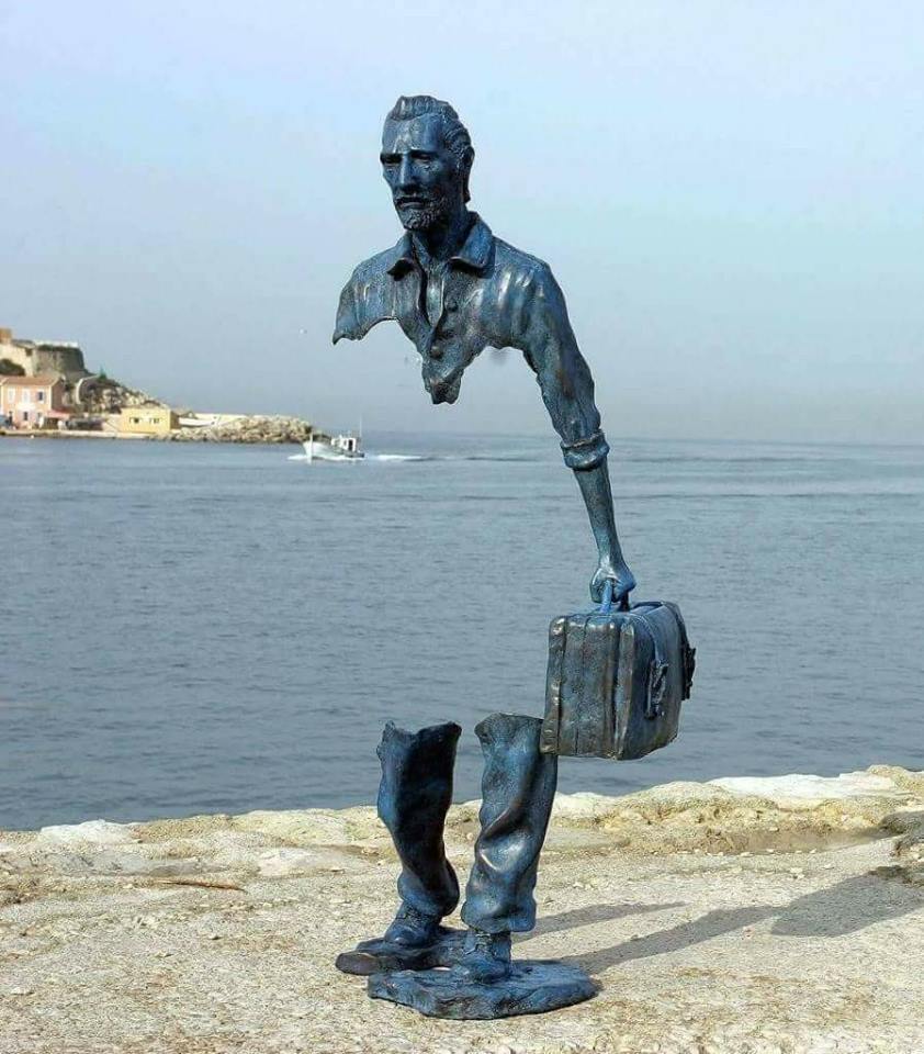 Les Voyageurs by Bruno Catalano