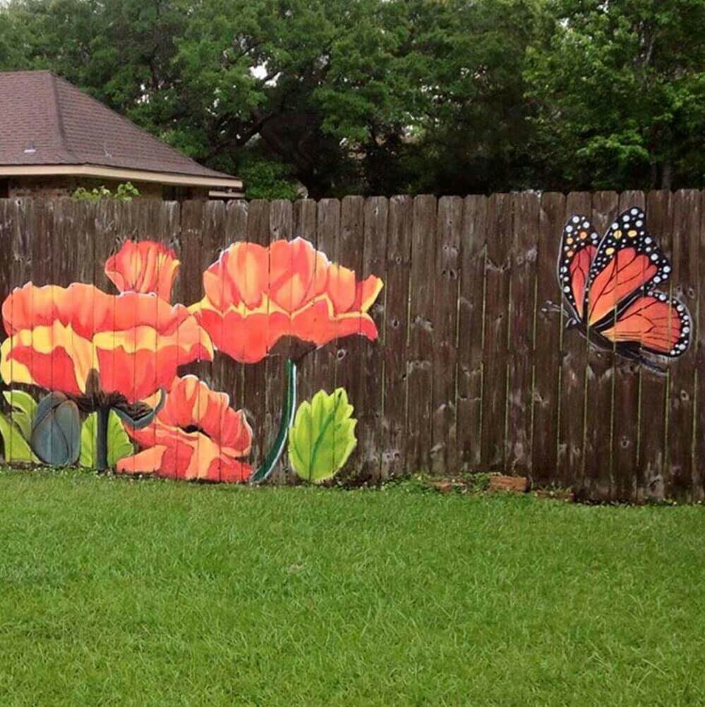 backyard fence decor 