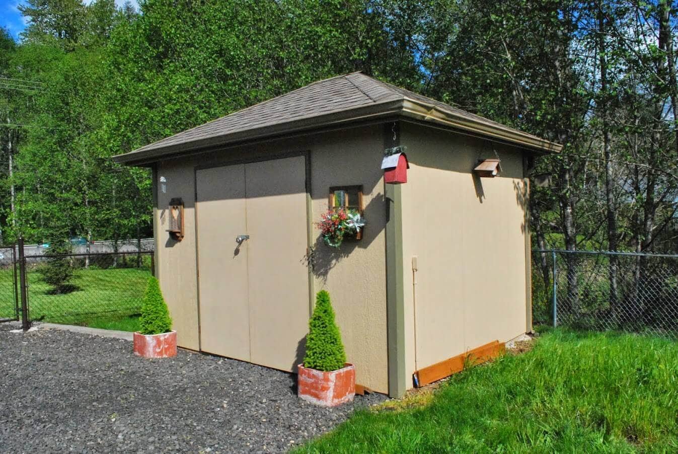 Outdoor Insulated Garden Buildings