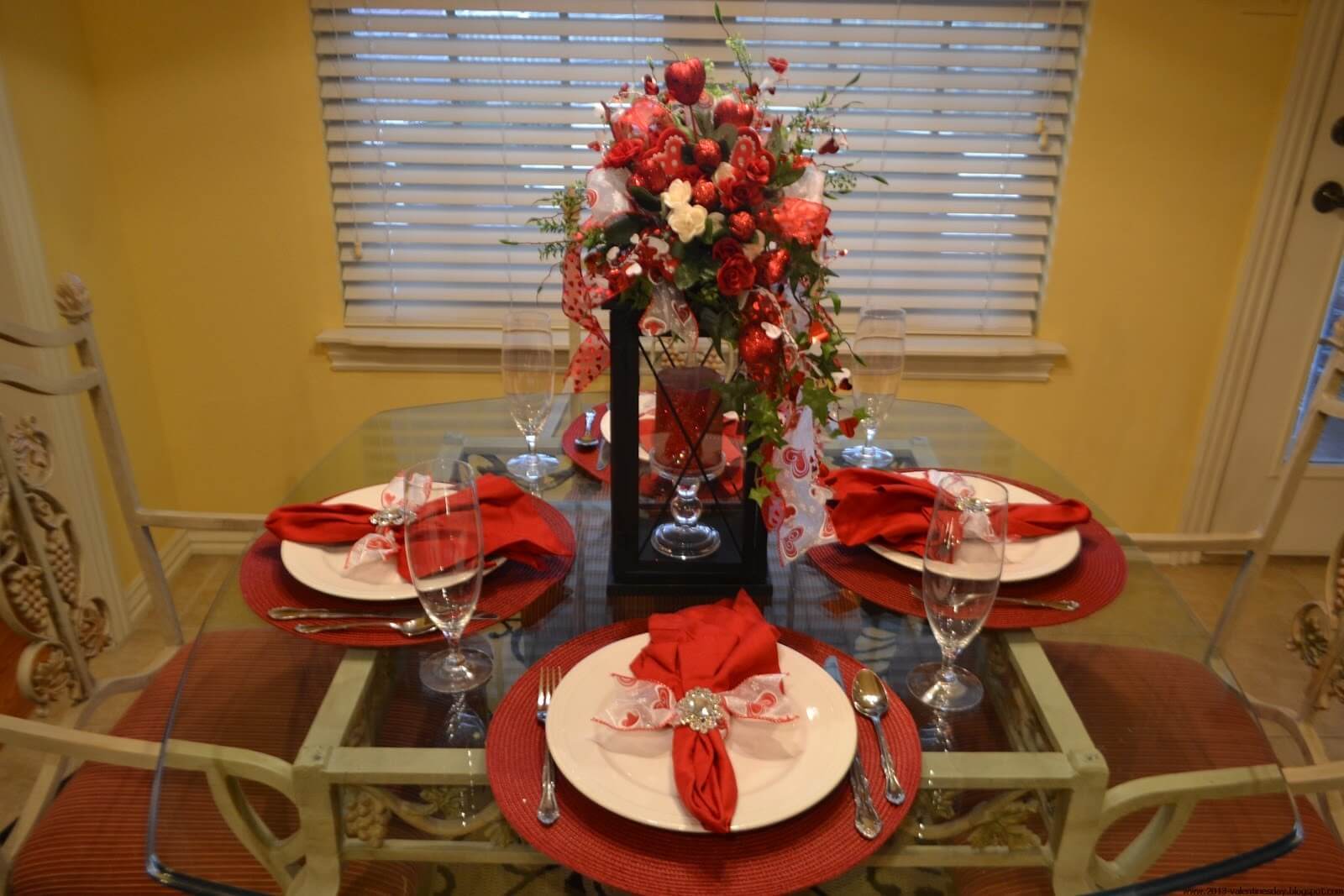 valentine day table decoration