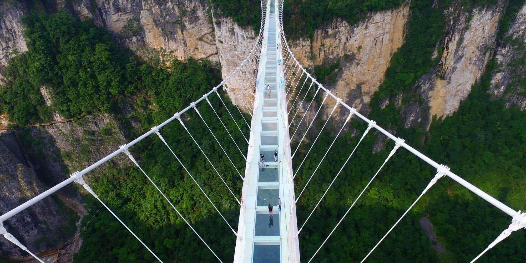 Shiniuzhai Geopark Glass Bridge