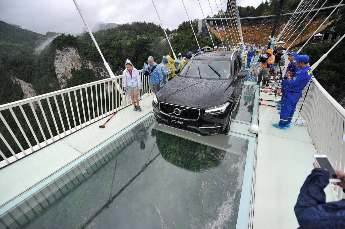 Tianmen Mountain Glass Skywalk