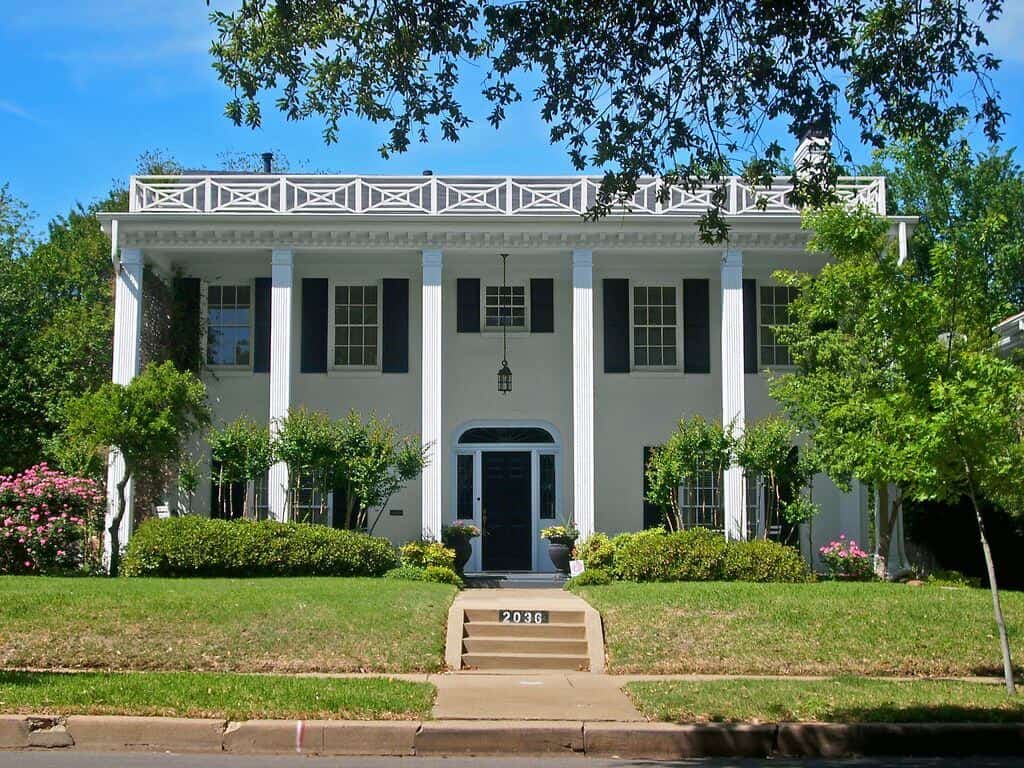 southern colonial style homes