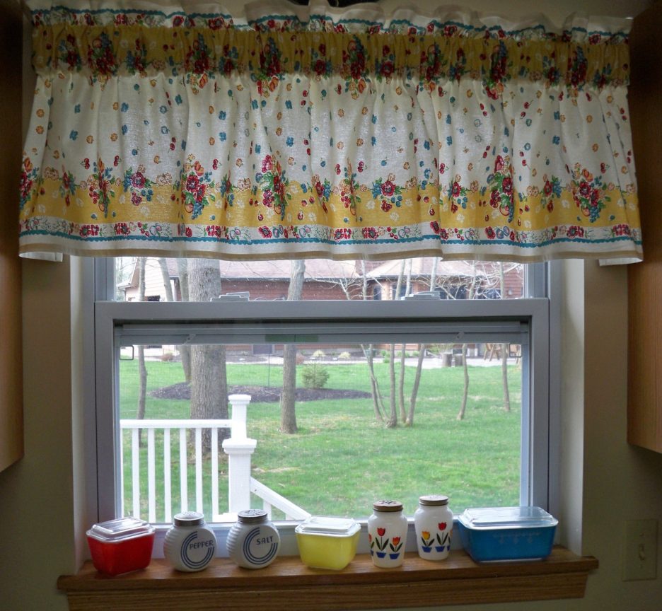 Kitchen Window Wall 