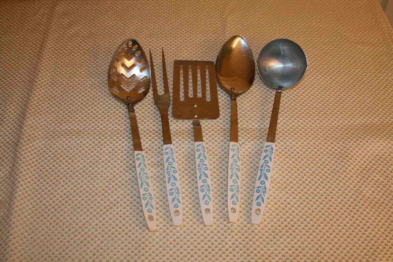 Spoon and Spatula and Tongs