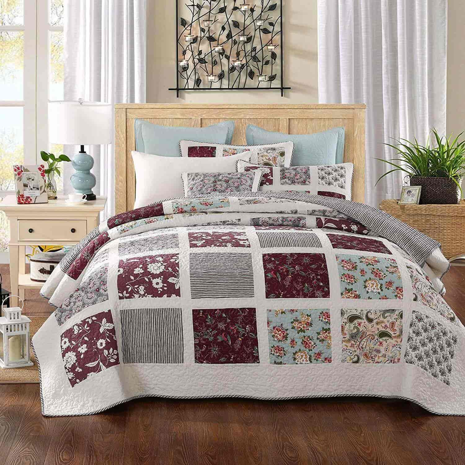 Warmer bedspread