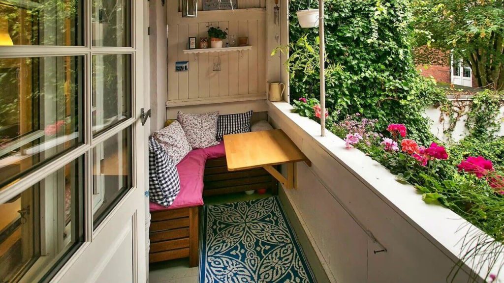 15 Best DIY Balcony Decoration Design Ideas