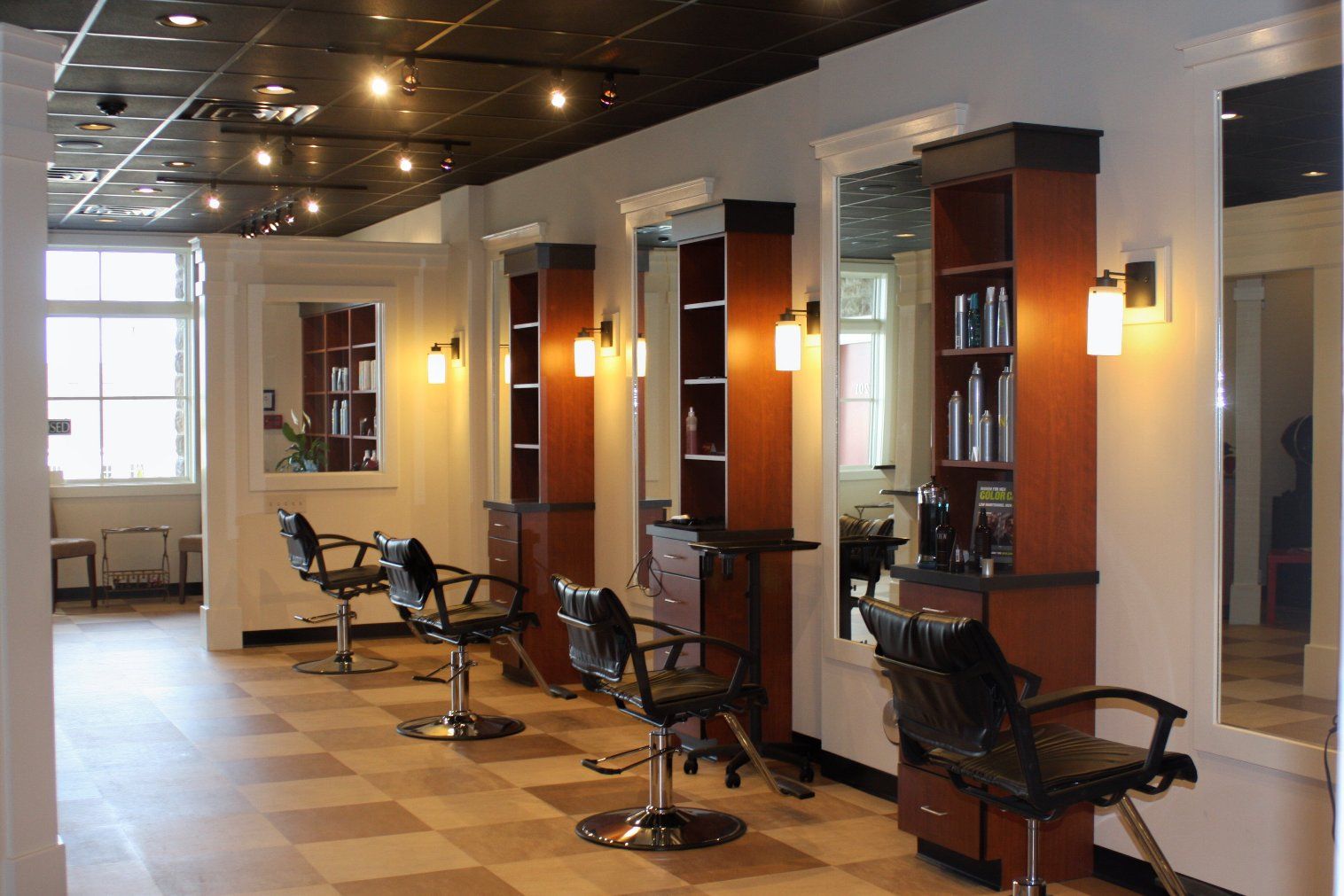 Salon Interior Decorating