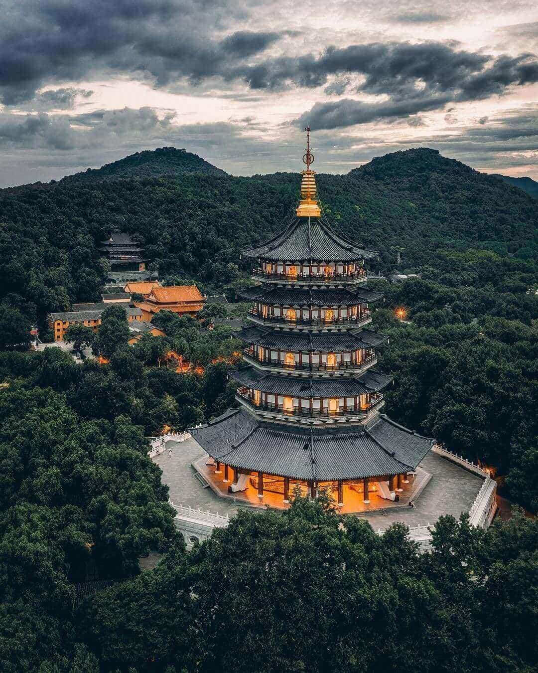 Leifeng Pagoda 