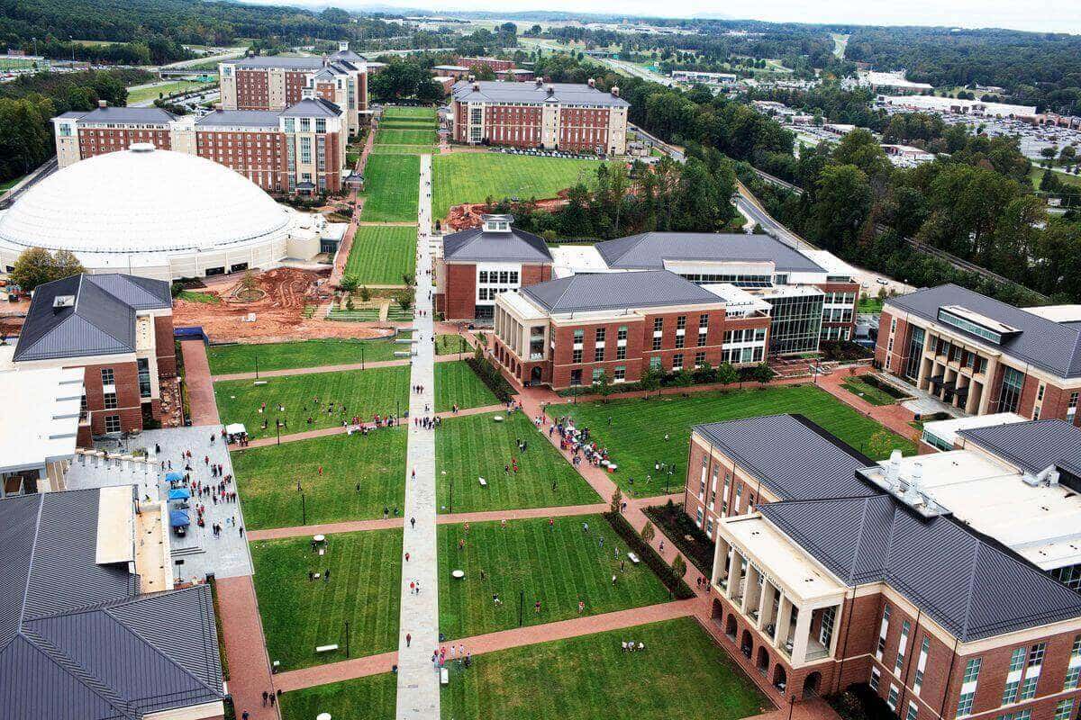 Top 15 Best Valuable College Campus in America