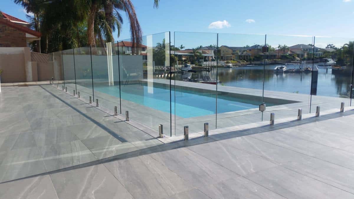 Frameless Pool Fence