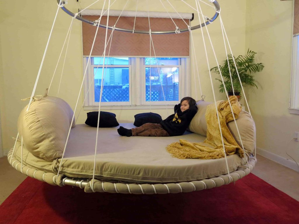 bedroom swing bed