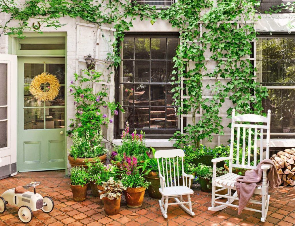 home garden in flat