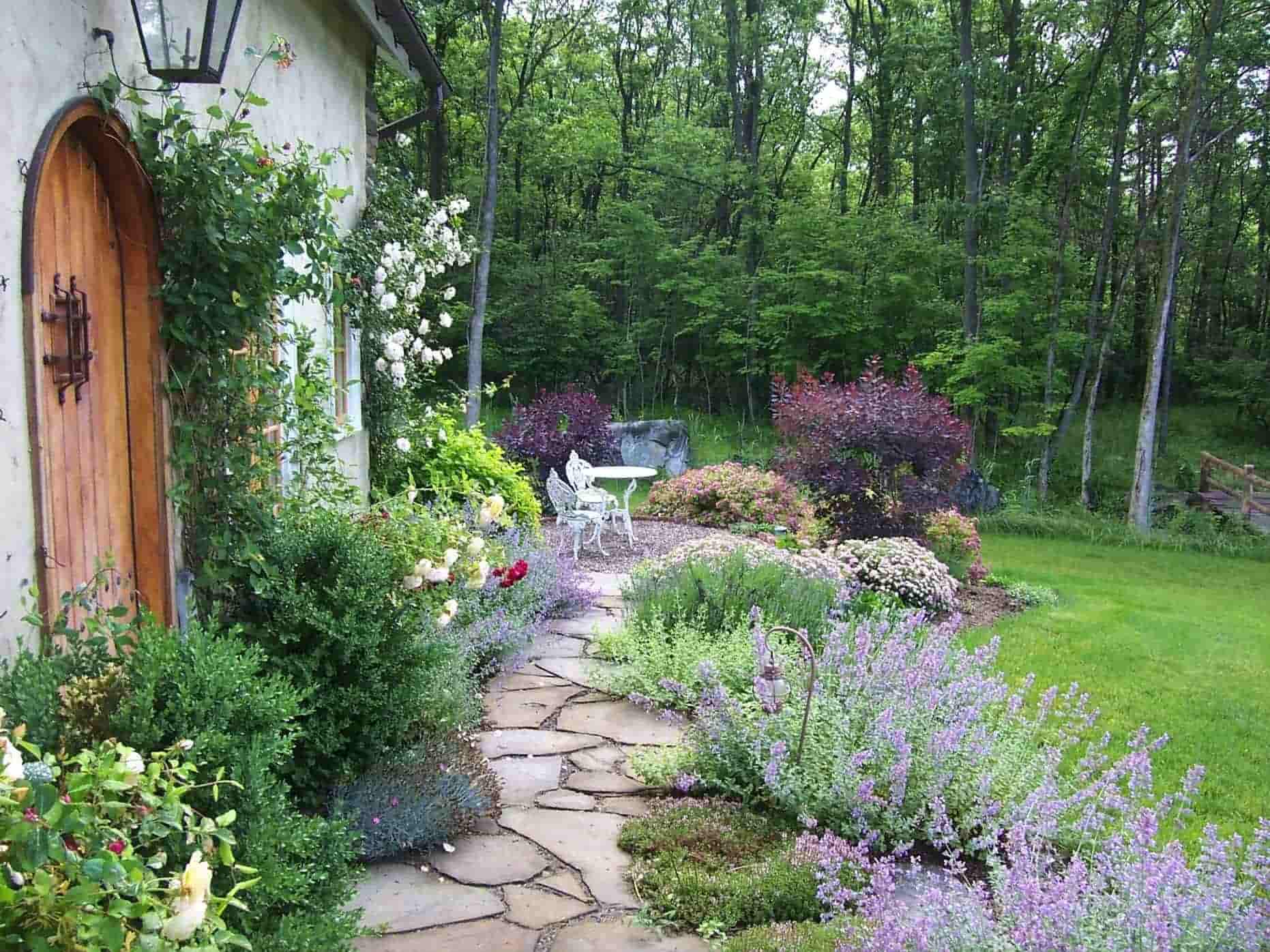 stone walkway for garden