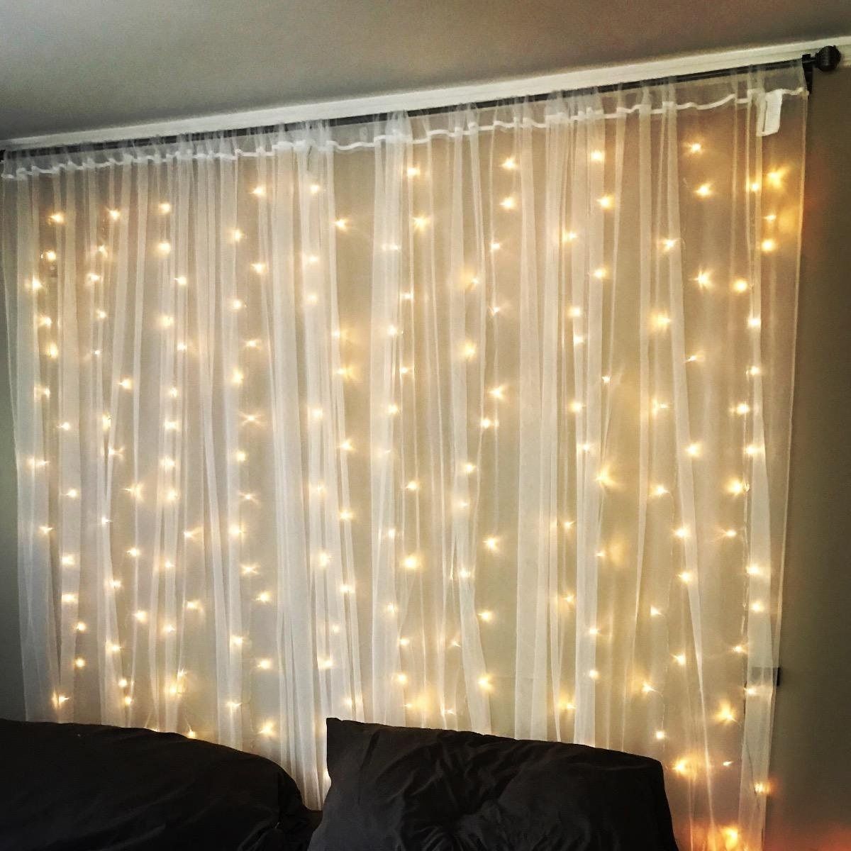 twinkle light in bedroom