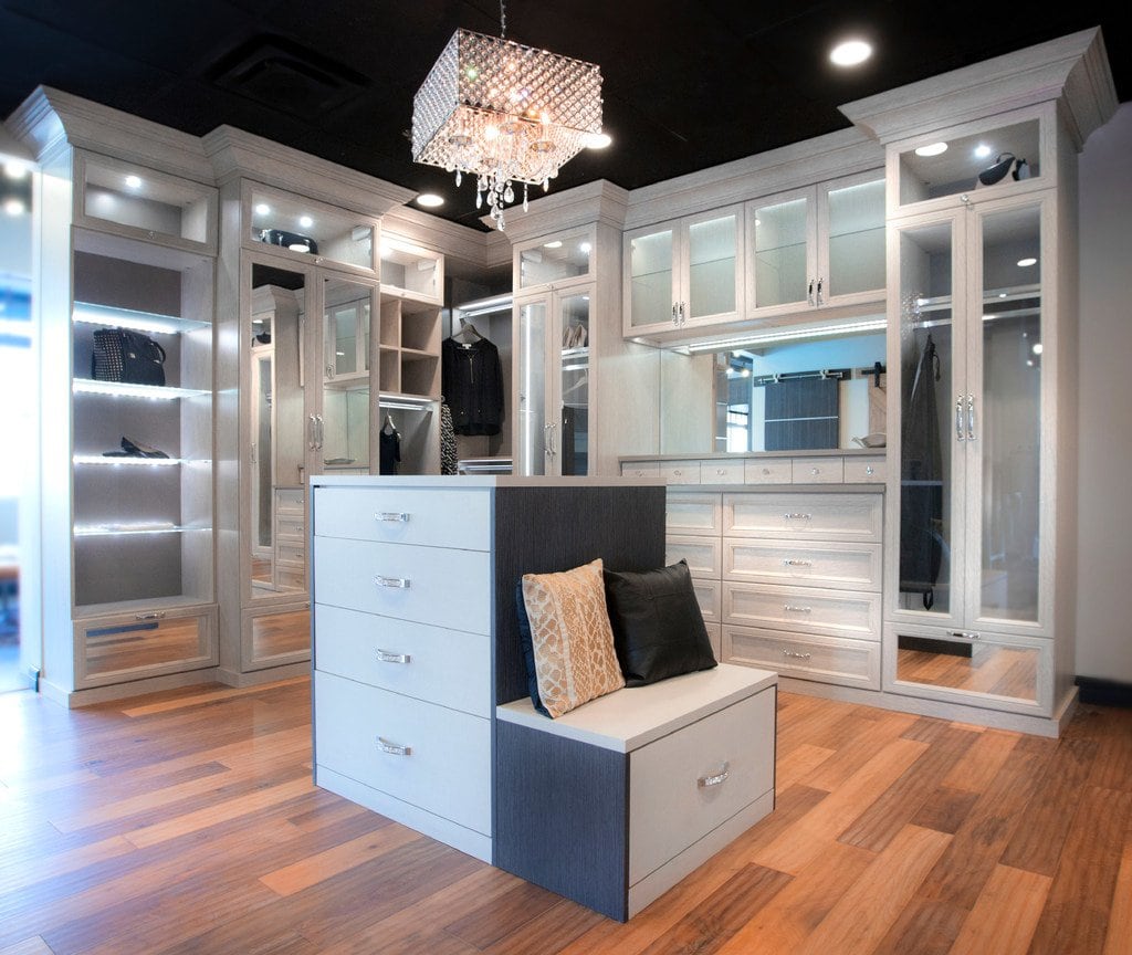 walk in closet