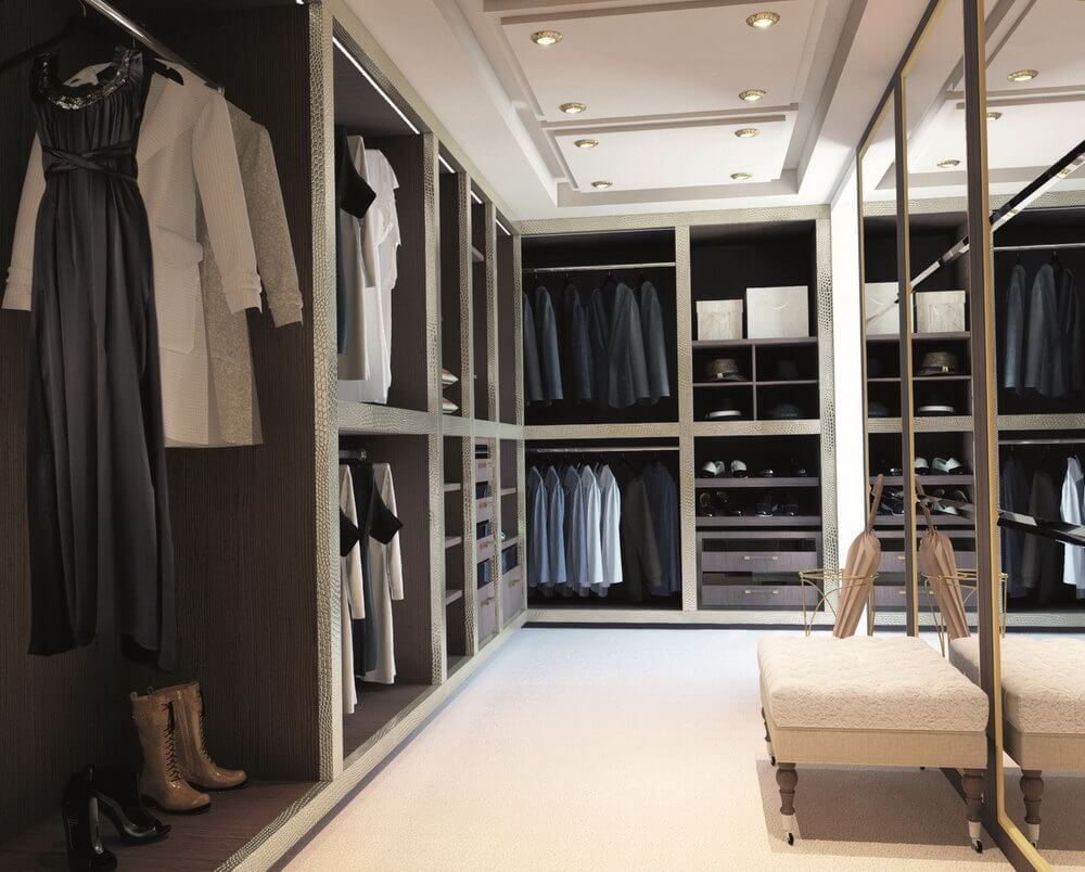 walk in closet