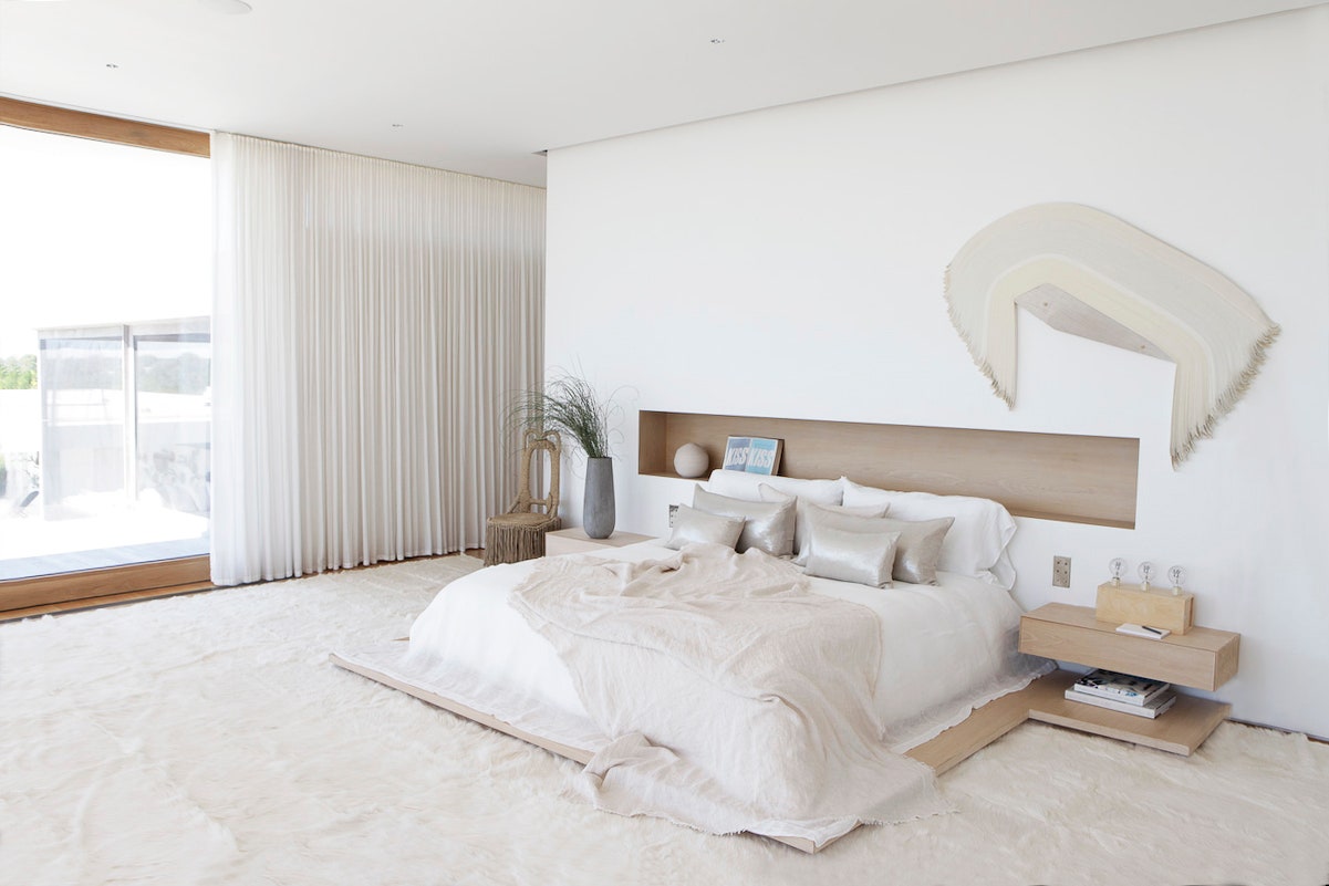 Outstanding Floor Bed Designs for Modern Bedroom