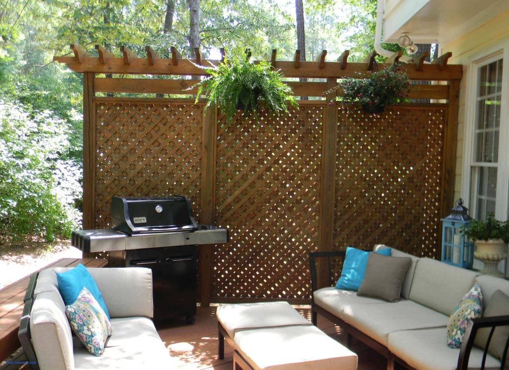 outdoor privacy screen