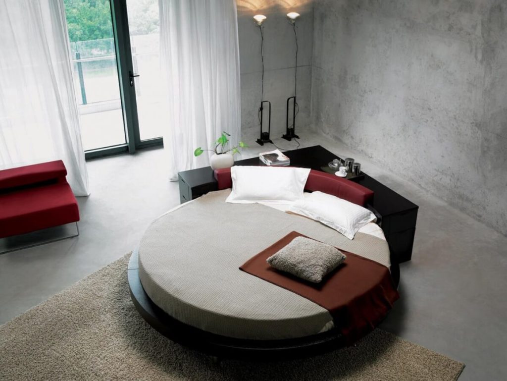 round bed