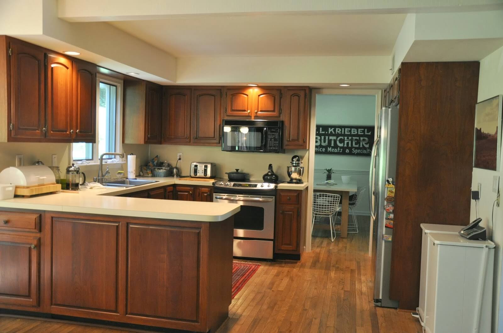 u-shaped-kitchen-layout-maximizing-space-and-functionality-b-sidebywale