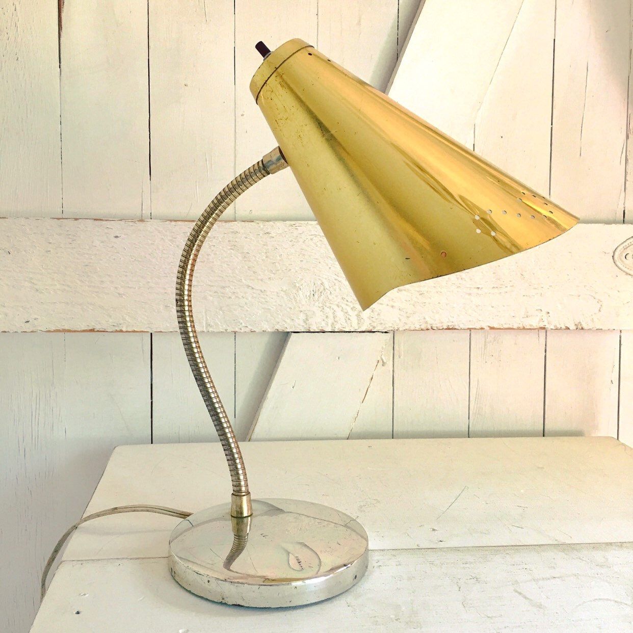 Antique Vintage Desk Lamp Design to Decor Your Lamp