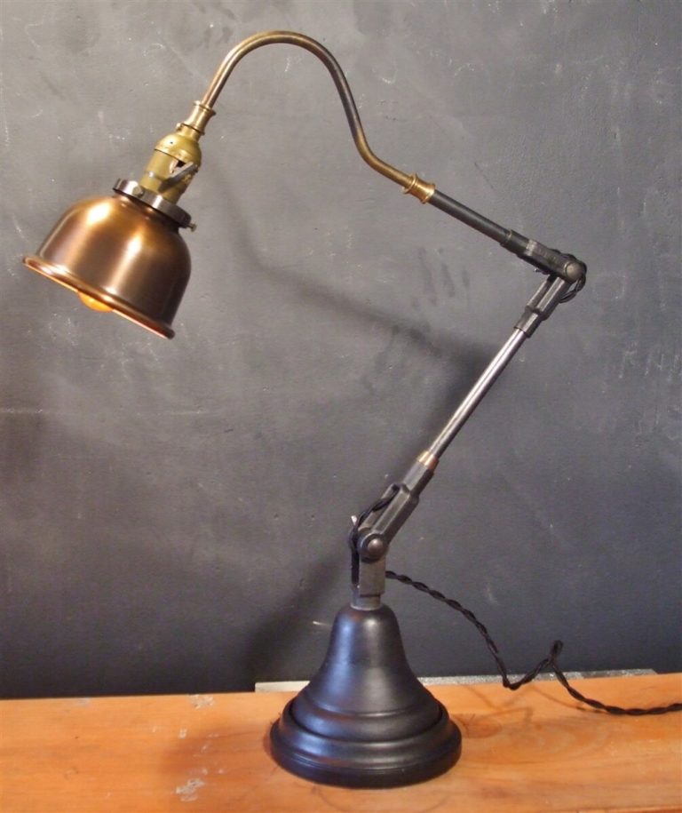 Antique Vintage Desk Lamp Design to Decor Your Lamp