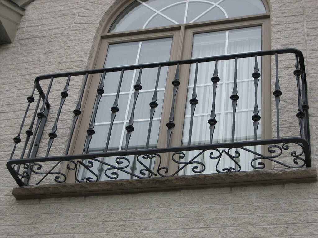 balcony railing