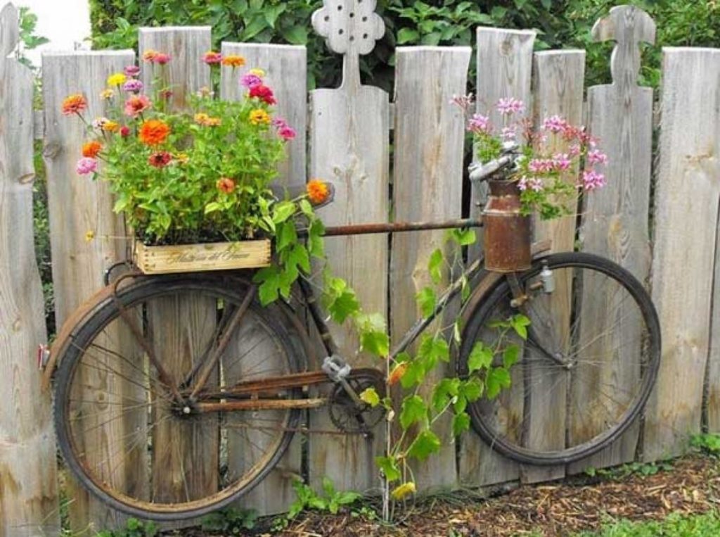 fence decoration