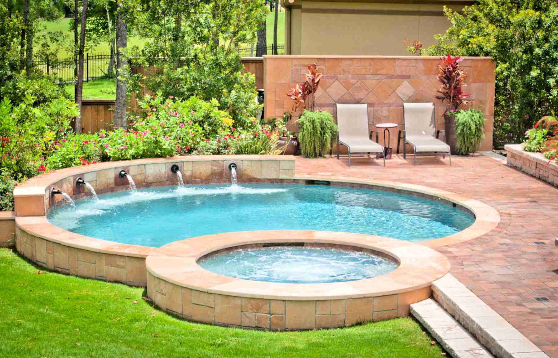 15 Most Beautiful Tiny Pool Designs In The Backyard