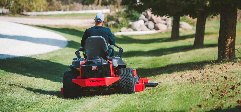 garden tractor for lawn