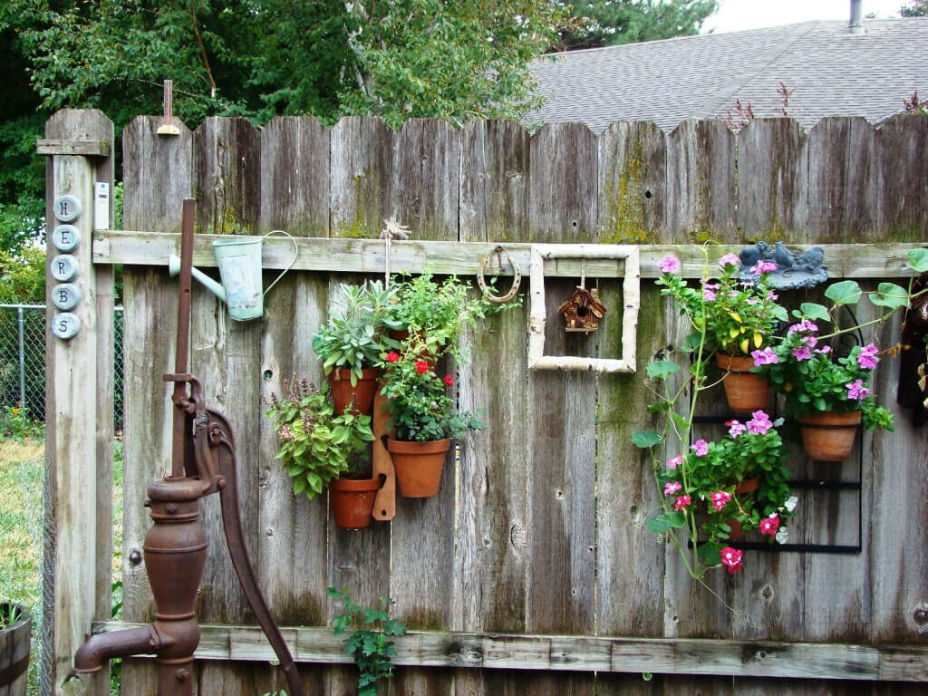 outdoor rustic garden decor