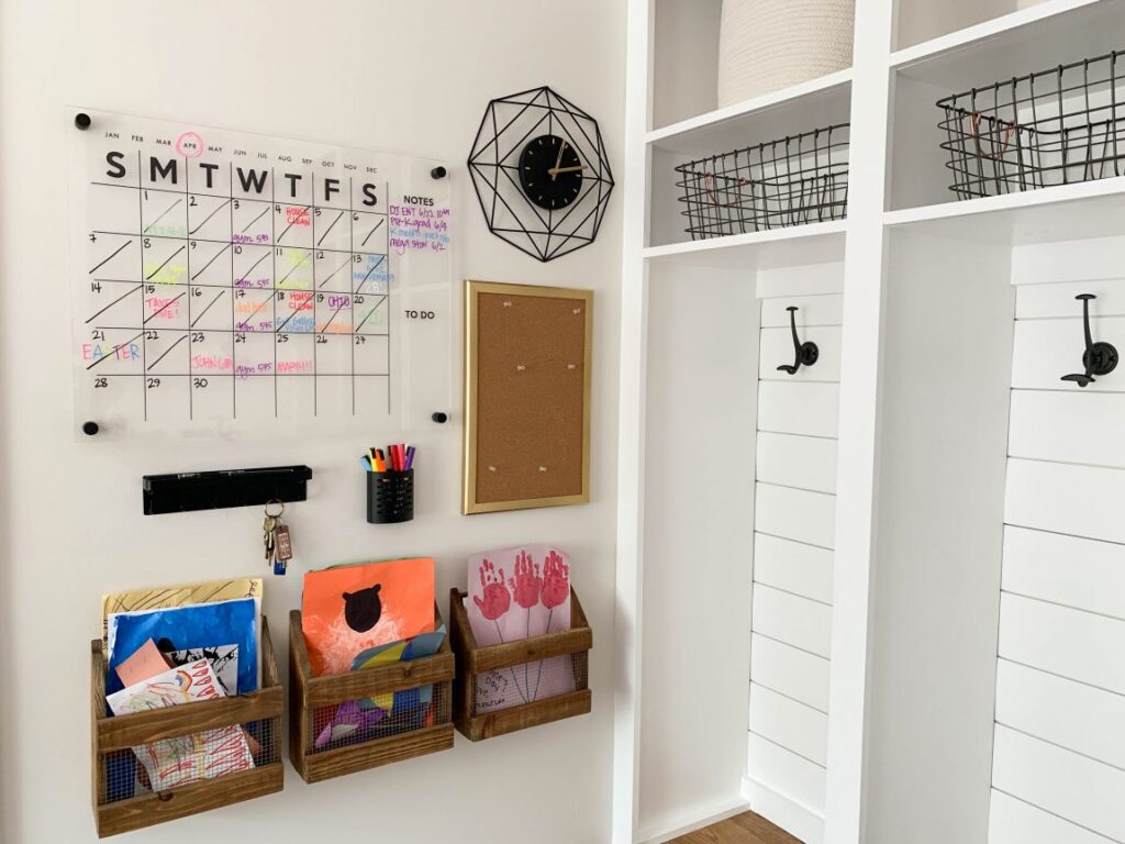 wall organizer