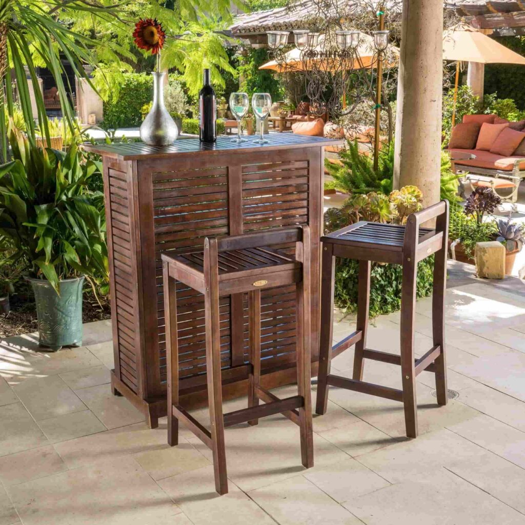 Small Outdoor Bar Designs That You Can Arrange in Your Backyard