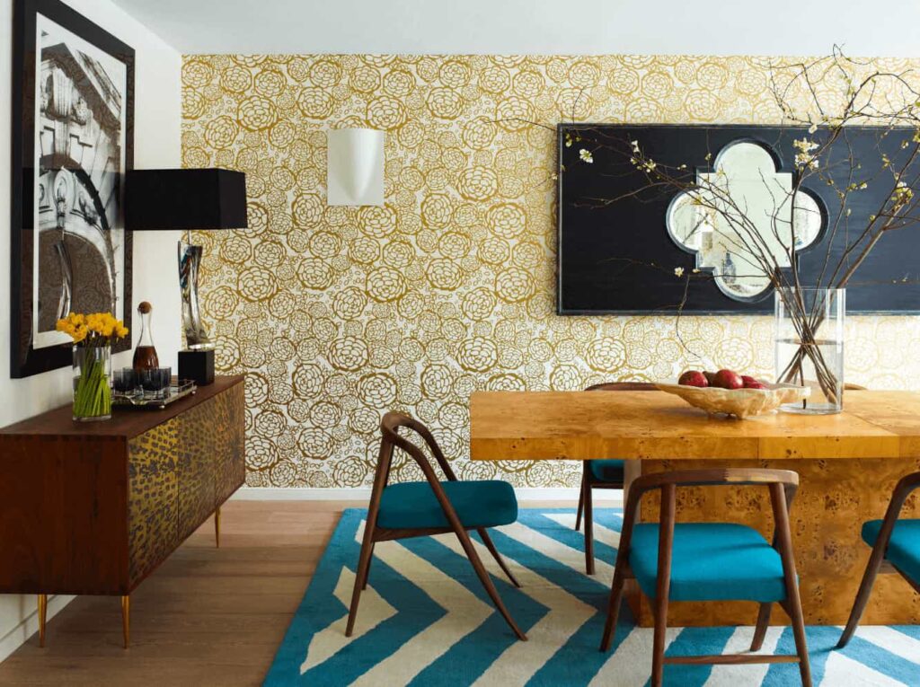 Solid Wallpaper Tfor Dining Room With Faded Effect