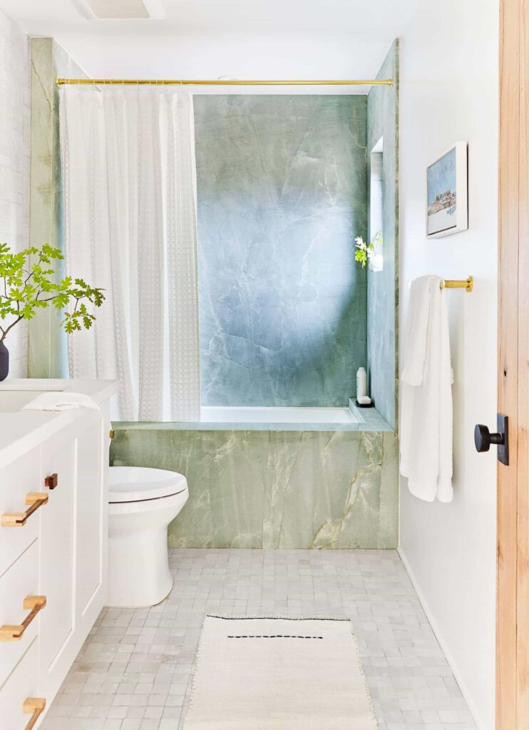 Small Bathroom Designs Pictures / 97 Small Bathroom Designs Ideas Small Bathroom Bathrooms Remodel Bathroom Design / The design team at studio mcgee made room for a sizable vanity with a narrow shower.