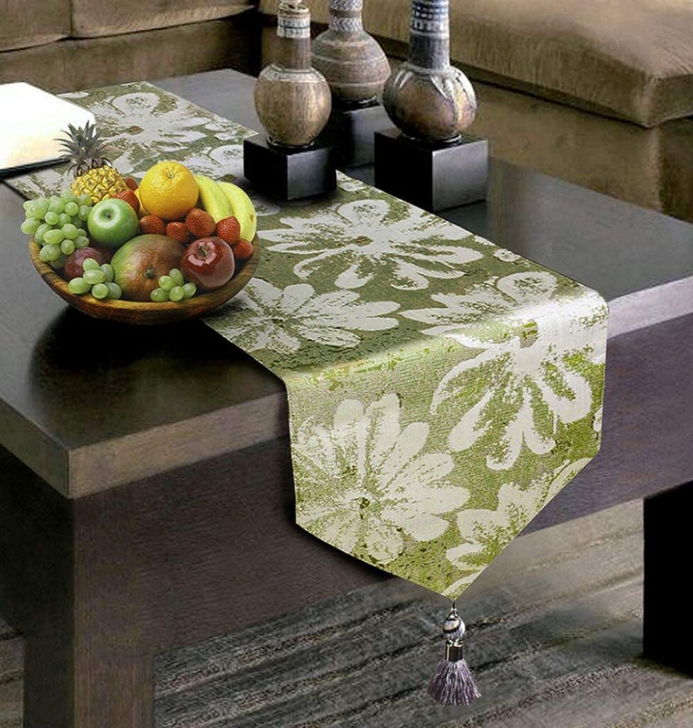 Attractive And Modern Dining Table Runner Design Ideas | atelier-yuwa ...