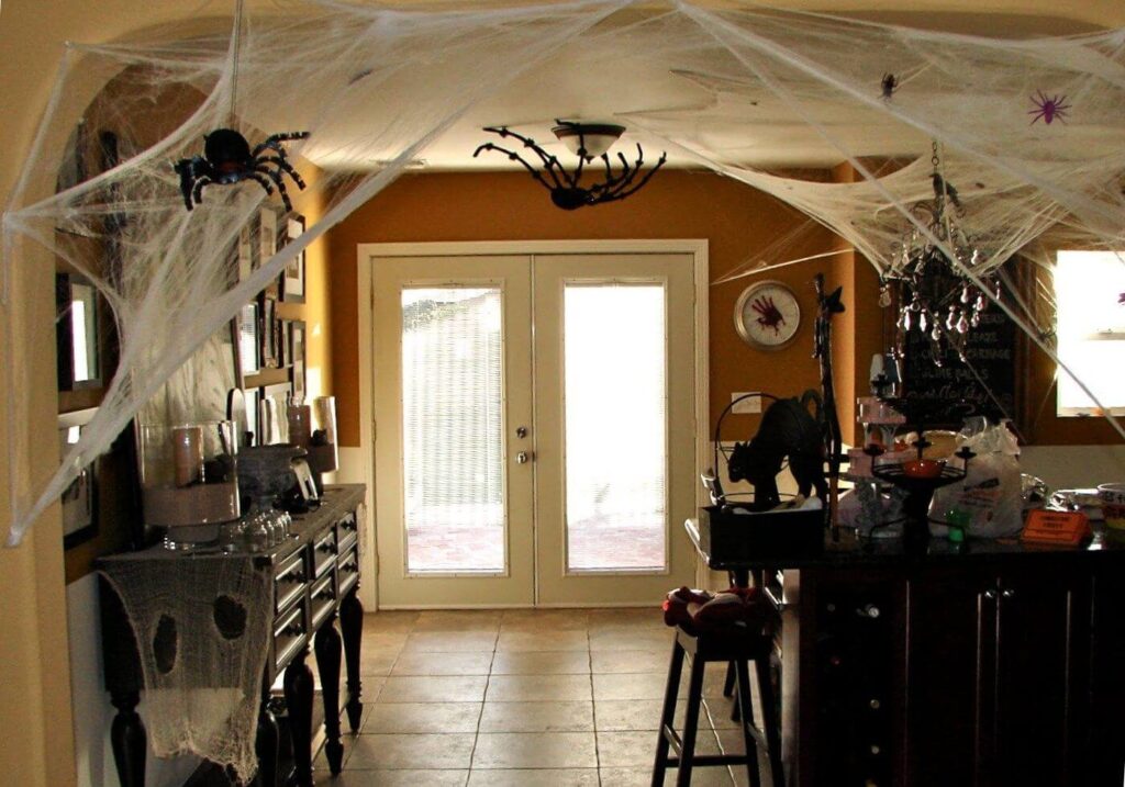 Easy DIY Ideas To Inside Home Decoration For Halloween Party   Halloween House Decoration Inside 1 1024x717 